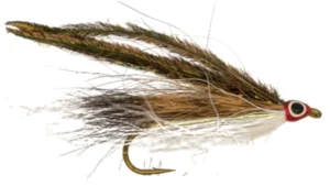 Streamer-fluga för flugfiske, Muddler Minnow-variant med påfågelfjäder, vit och brun kropp samt rött huvud med ögon, designad för att imitera småfisk.
